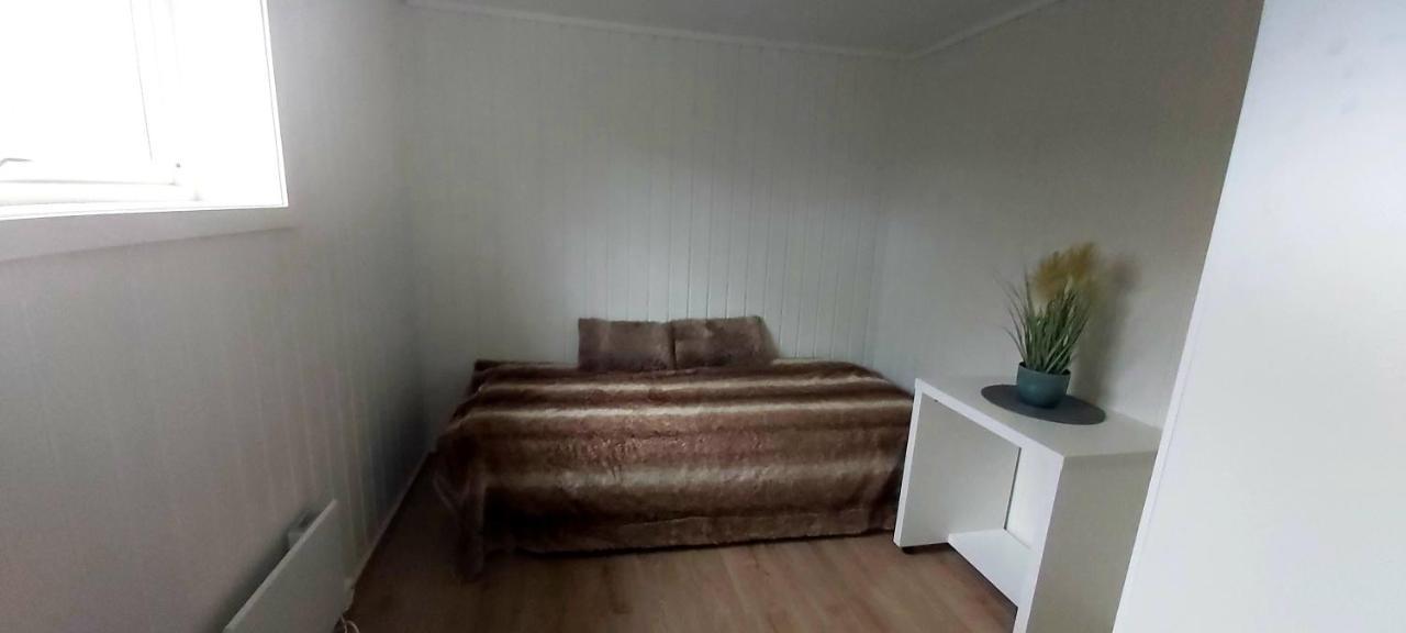 Aurora Rooms In Shared Apartment Nr2 We Are Doing Privet Northen Lights Trips, Reindeer Trip And Fjord Sommaroy Trip 特罗姆瑟 外观 照片