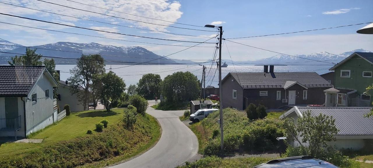Aurora Rooms In Shared Apartment Nr2 We Are Doing Privet Northen Lights Trips, Reindeer Trip And Fjord Sommaroy Trip 特罗姆瑟 外观 照片